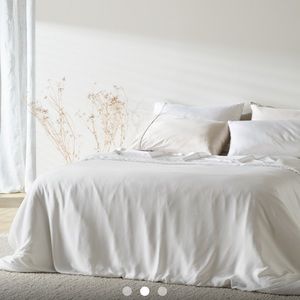 ETTITUDE Signature Sateen Duvet Cover